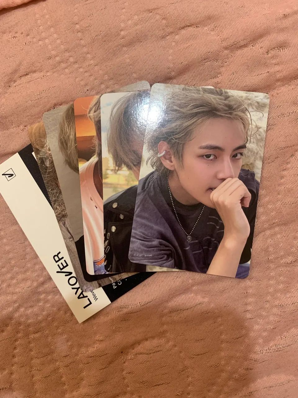 Vendo Taehyung BTS V [Layover] oficial - Foto 3