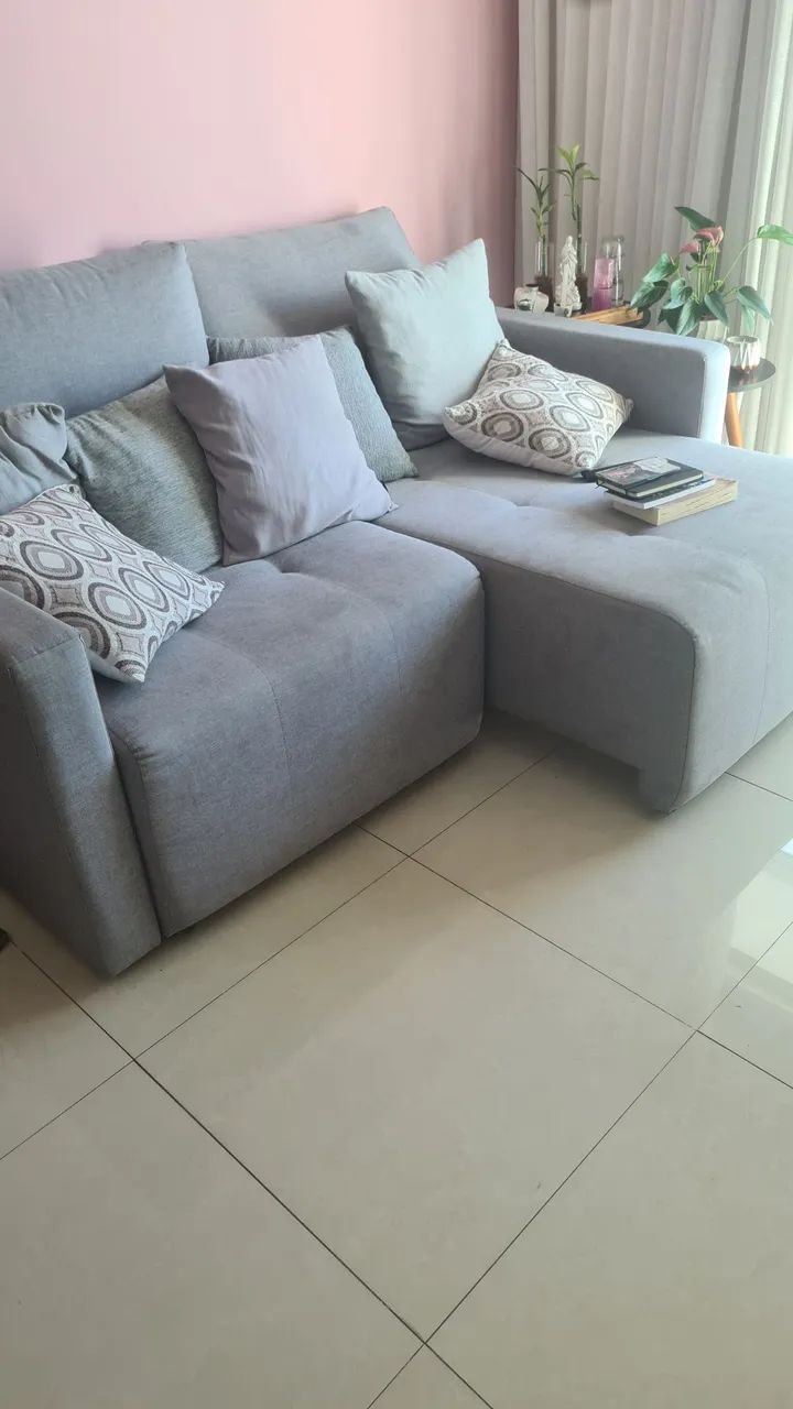 Sofá retrátil e reclinável