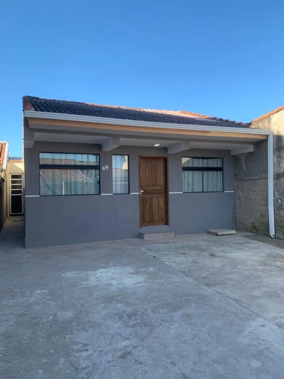 OPORTUNIDADE***Casa individual Terrea alvenaria e laje bairro Uberaba