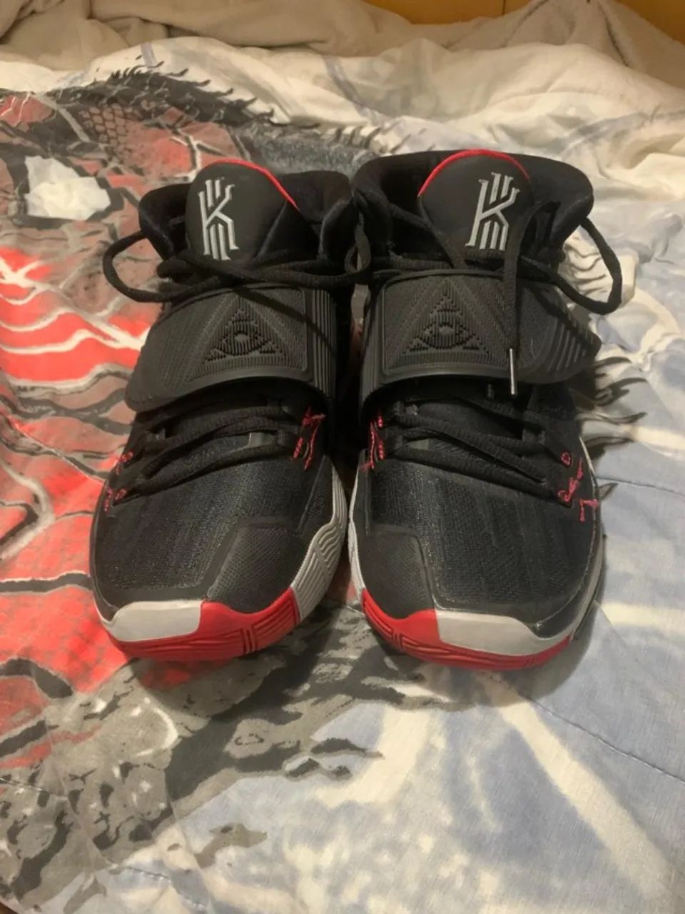 Tênis Nike Kyrie (basquete / treino / uso casual)