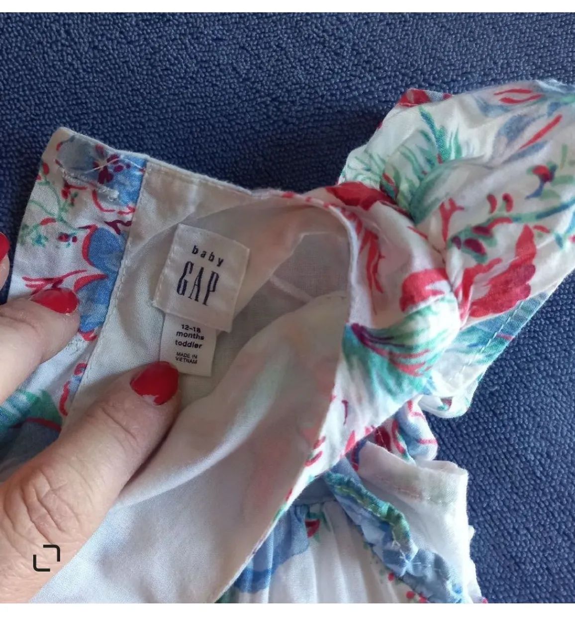 Vestido Gap Florido menina 18 meses - Foto 3