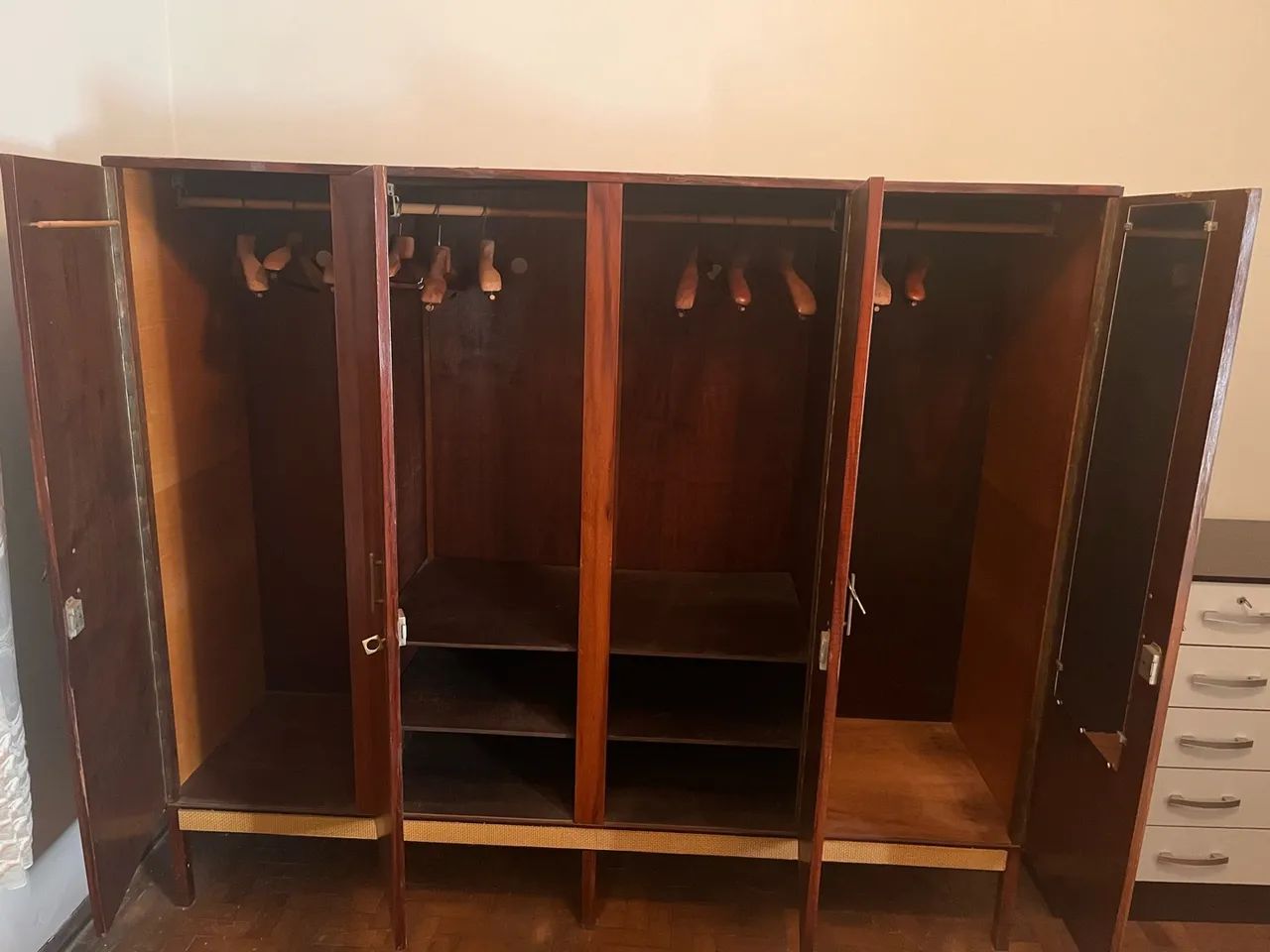 Jogo de Quarto Casal em Madeira - Foto 3