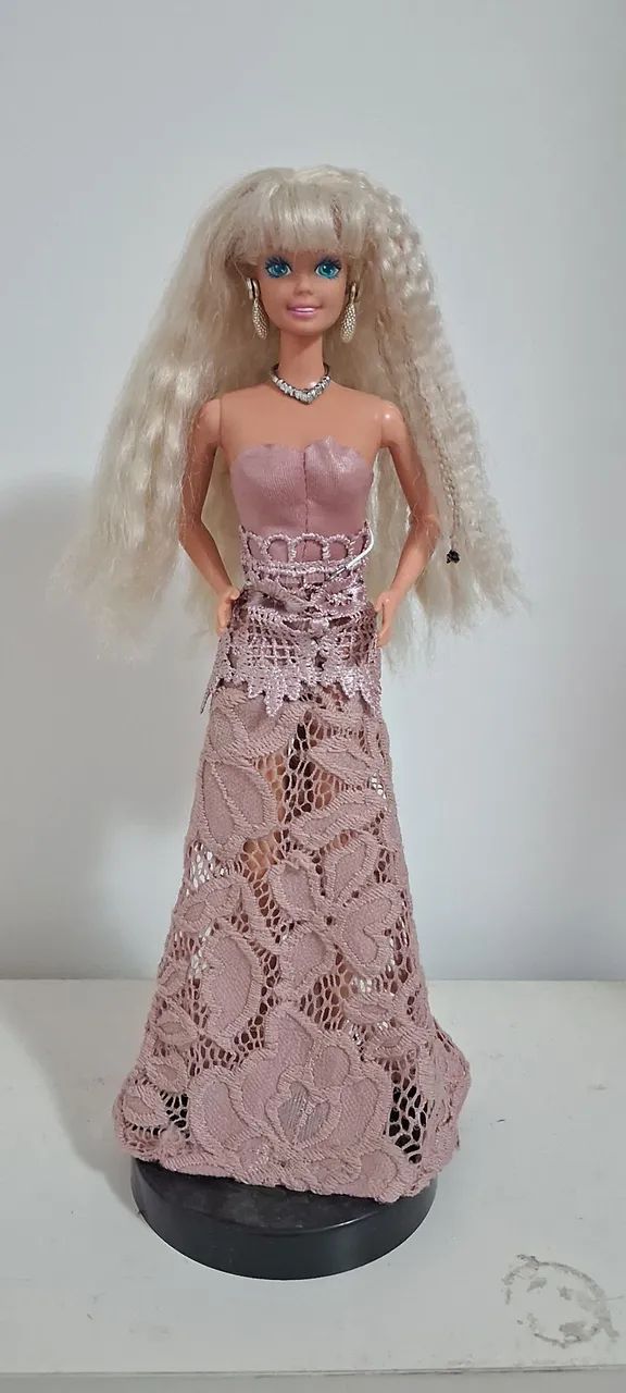 Barbie antiga usada linda - Foto 2