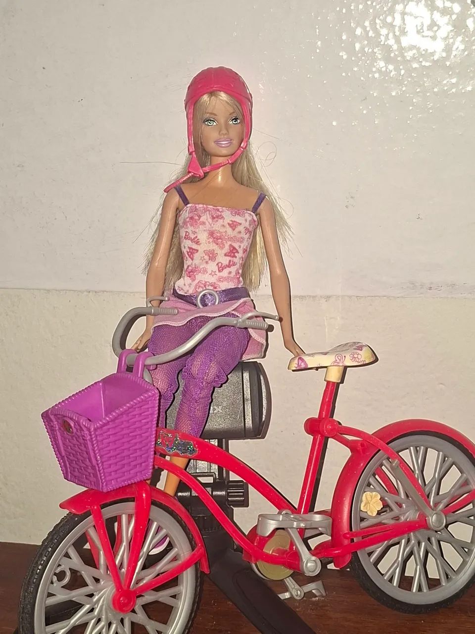 Vendo boneca Barbie ciclista 
