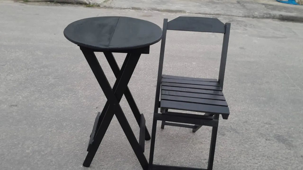 JOGO DE MESA BISTRÔ ALTA COM 2 CADEIRAS 