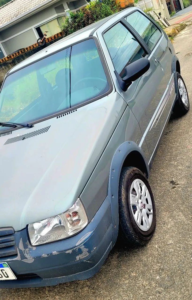 Vendo carro Uno Way 2009 14 mil