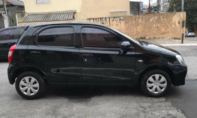 Toyota Etios 1.3 X 2014 - Completo - Foto 5