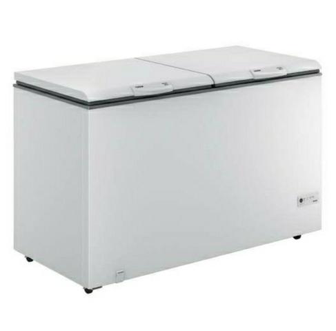 Freezer , forno , pia granito