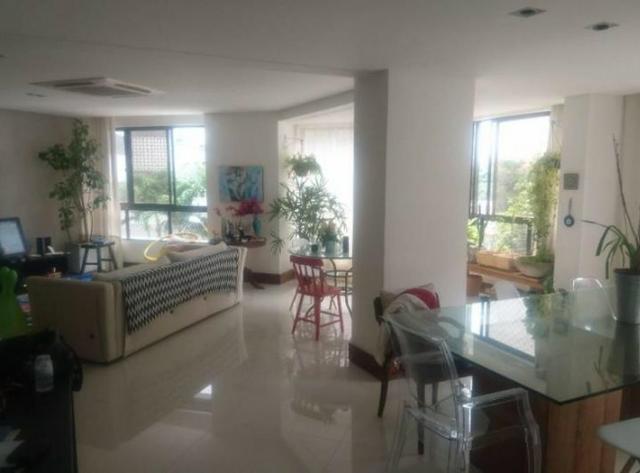 Apartamento 3 Suítes Rio vermelho Oportunidade!