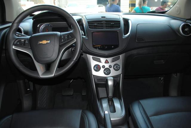 CHEVROLET TRACKER LTZ 1.8 2015 - Foto 4