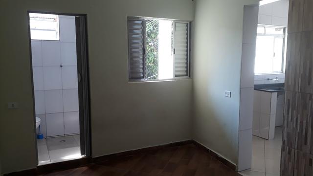 Aluga-se casa com 2 comôdos - Foto 7