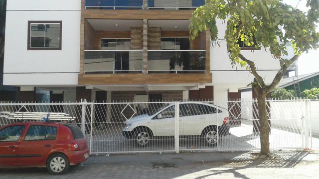 Ingleses 2dorm 1suite frente rua oa lado do mercado Sol - Foto 11
