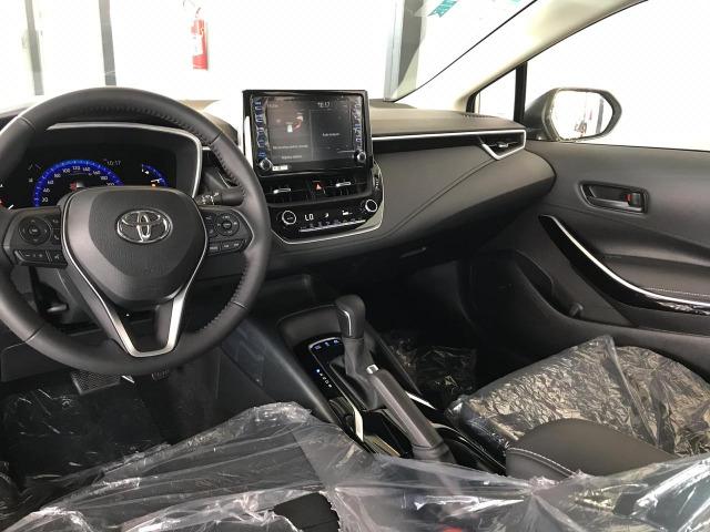 Corolla Altis Hybrid - Foto 11
