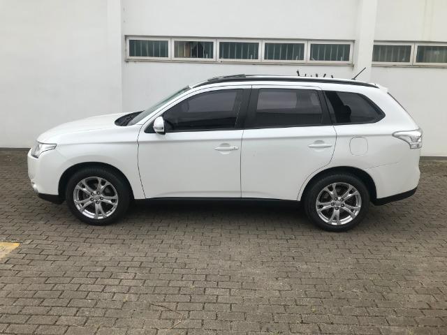 Outlander 2.0 - 2015 - C/ Teto Solar - Foto 8