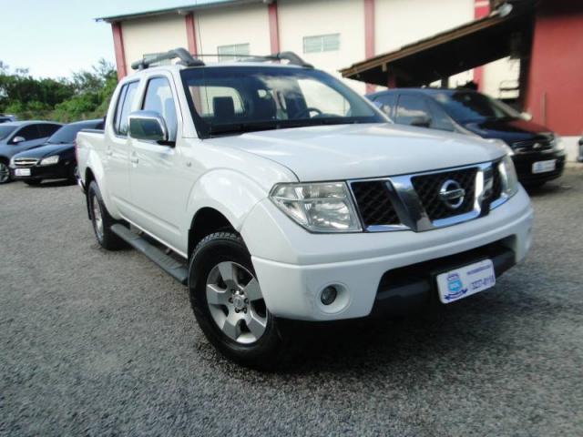 Nissan Frontier LE CD 4x4 2.5 8V - Foto 2