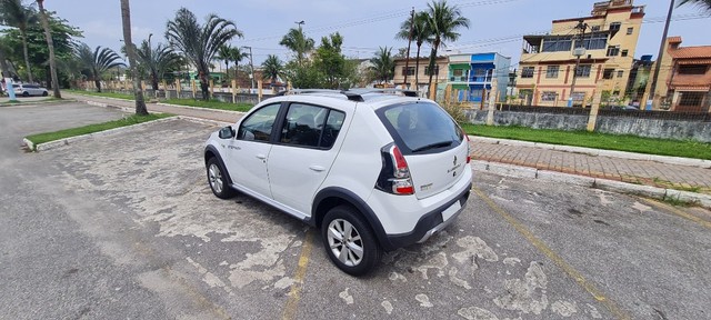 SANDERO STEPWAY HIFLEX 1.6 16V 5PORTAS AUTOMATICO