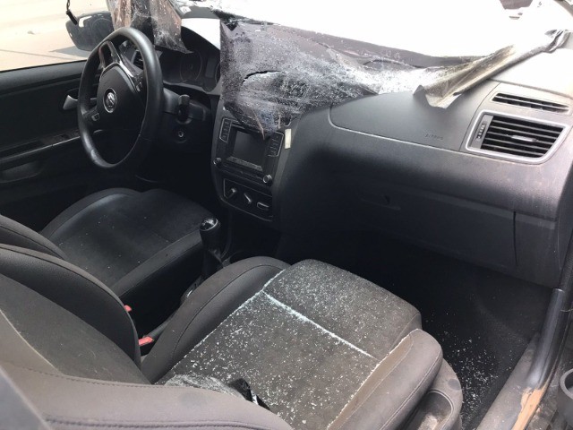 Sucata para venda de peças  VW/ Fox  Cl MBV 2017/2017  - Foto 5