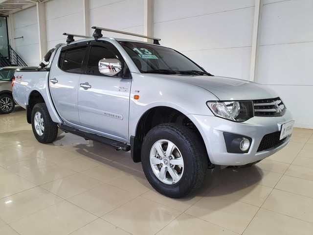 L200 TRITON 2013/2013 3.2 GLX 4X4 CD 16V TURBO INTERCOLER DIESEL 4P MANUAL