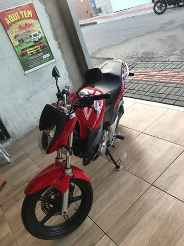 HONDA CB 300R 2011