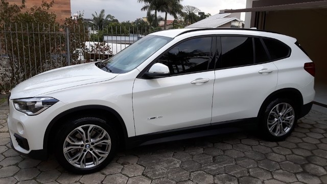 BMW X1 IMPECÁVEL