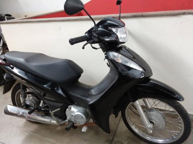 BIZ PRETA MUITO NOVA