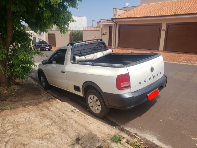SAVEIRO ROBUST 2018 1.6 BAIXO KM NOVA