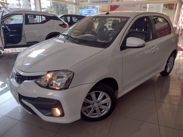 ETIOS XLS 1.5 FLEX 5P AUT.