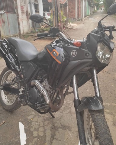 TENERE 250 2011