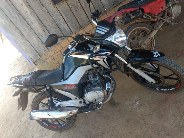 TITAN 150 EX MODELO 2015/RORAINOPOLIS