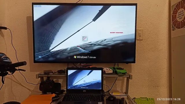 TV 48 Polegadas Smart - Projetor Led S Fio - Notebook HP e STi