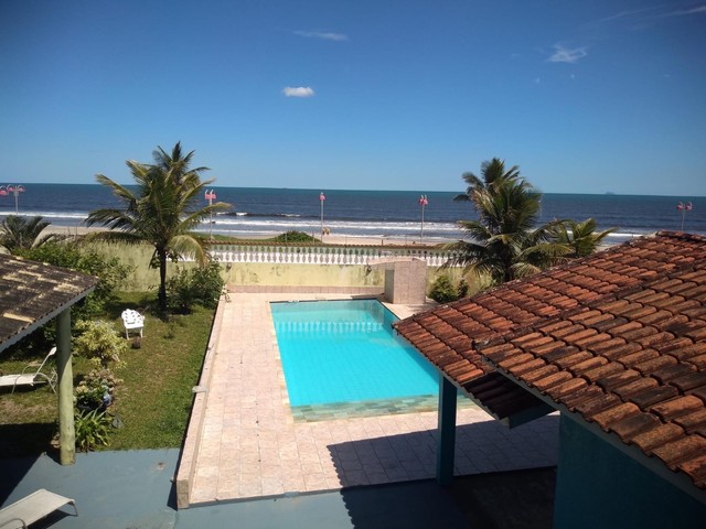 Casa frente ao mar com piscina. - Foto 4