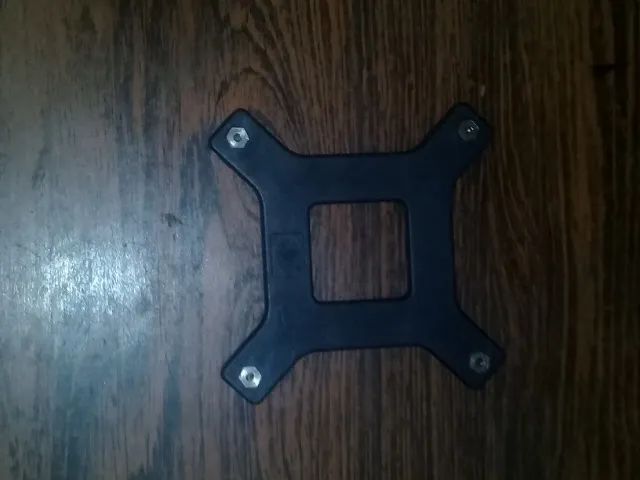 suporte para socket intel  bom estado