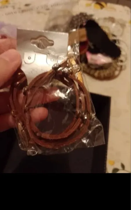 2 Colarzinhos ou Pulseiras ( Você que monta) para bebês ou crianças..