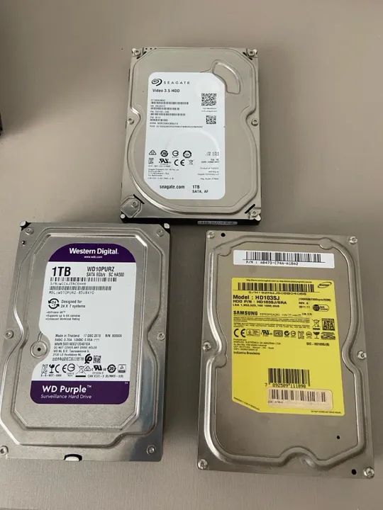 HD 1TB Samsung , Seagate WD Purple