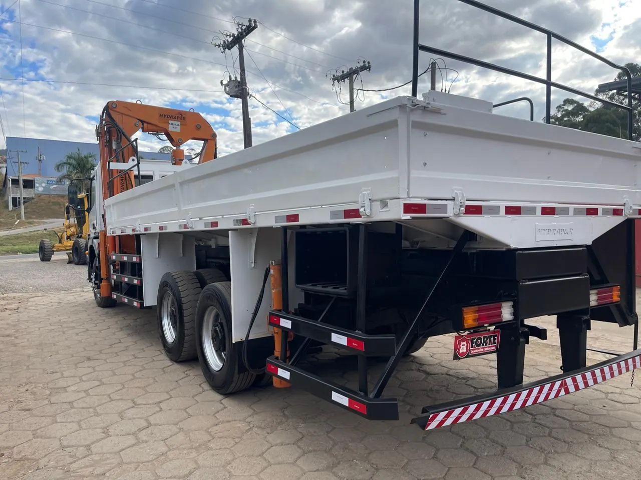 MB AXOR 2831 MUNCK E CARROCERIA  - Foto 6