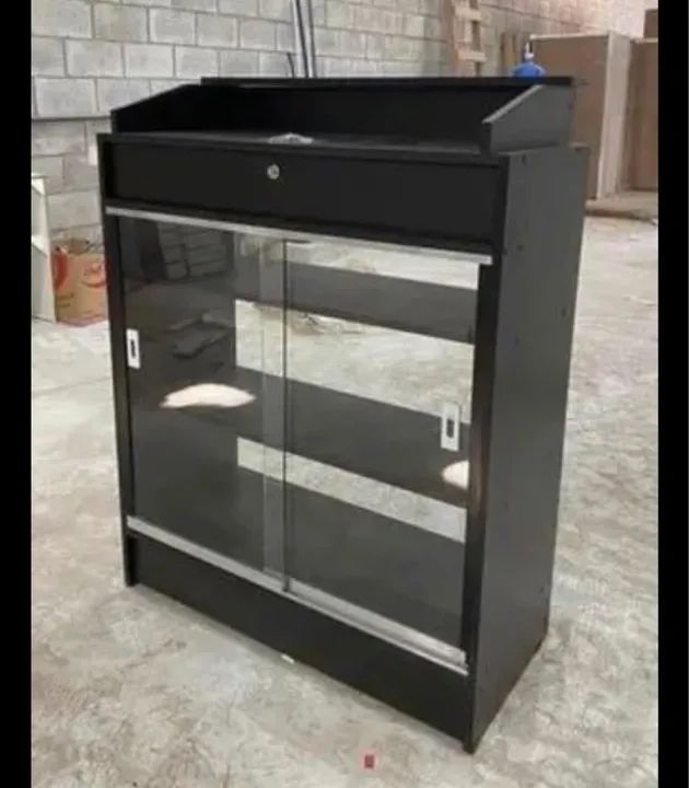 BALCÃO CAIXA VITRINE COM PORTA DE VIDRO