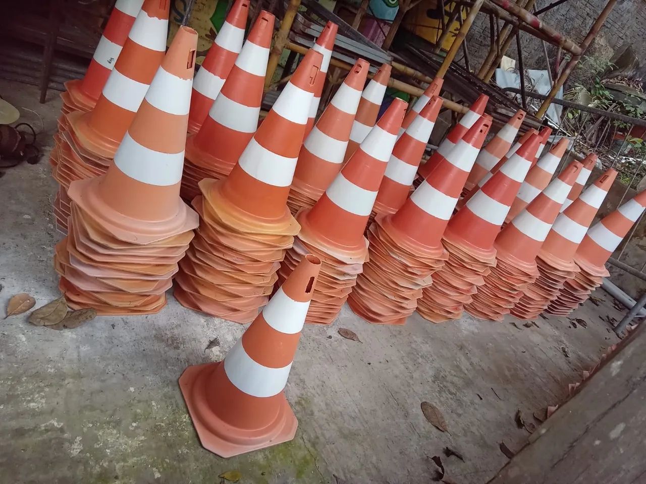 Cones de sinalização (200 unidades) - Foto 3