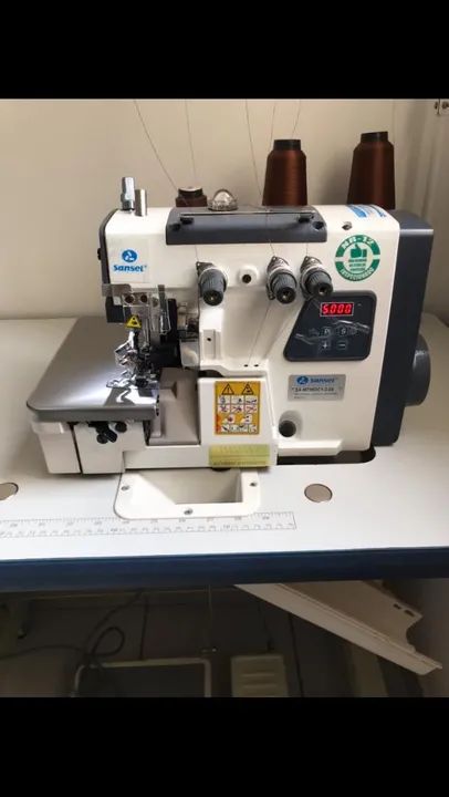 Máquina de Costura Overloque Industrial (Sansei) 