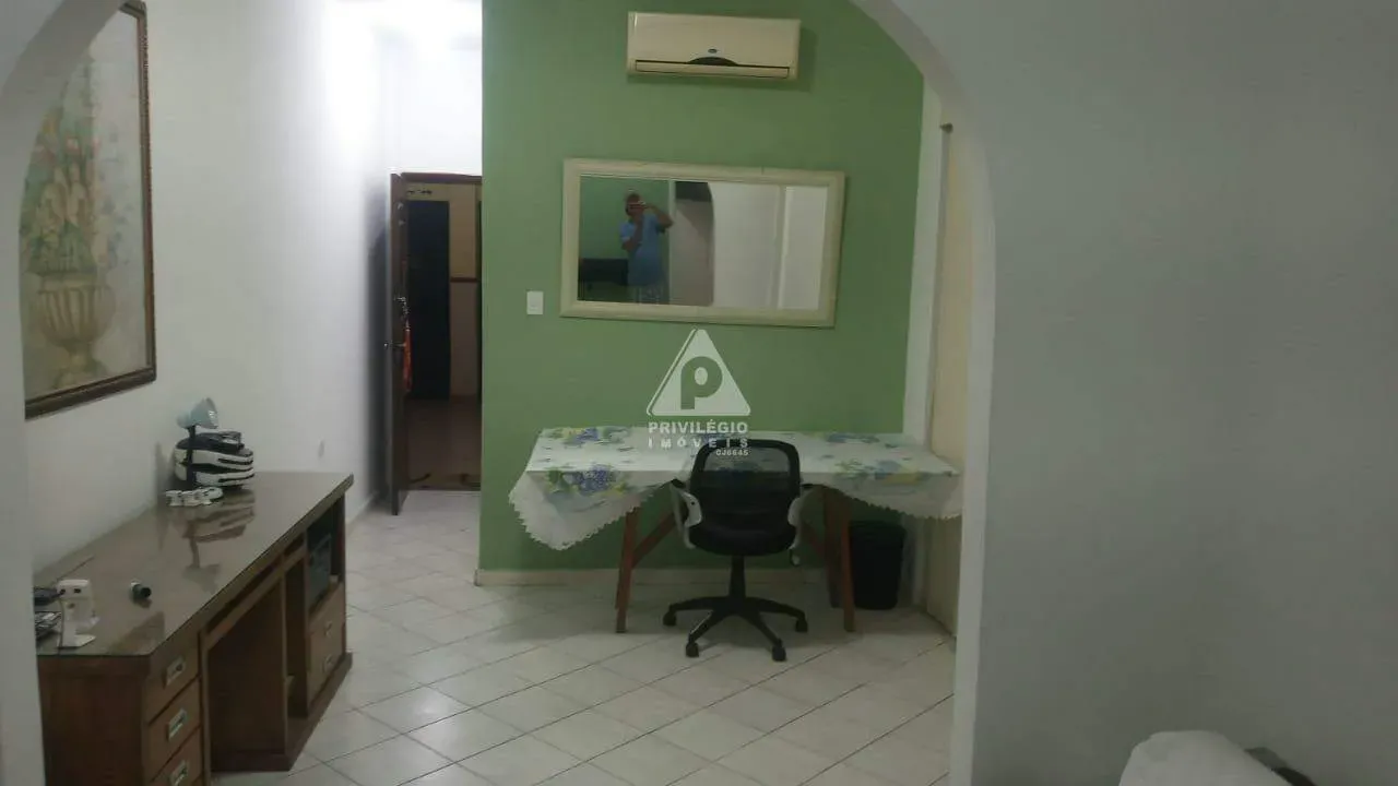 Apartamento Espetacular no Coração da Cidade 2 Quartos e 3 Banheiros!