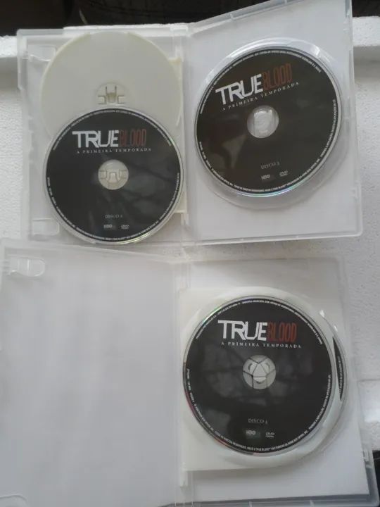 DVD Box True Blood primeira temporada completa 5 discos - Foto 5