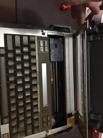 Máquina De Escrever Elétrica Canon Modelo Typestar 7 - Foto 5