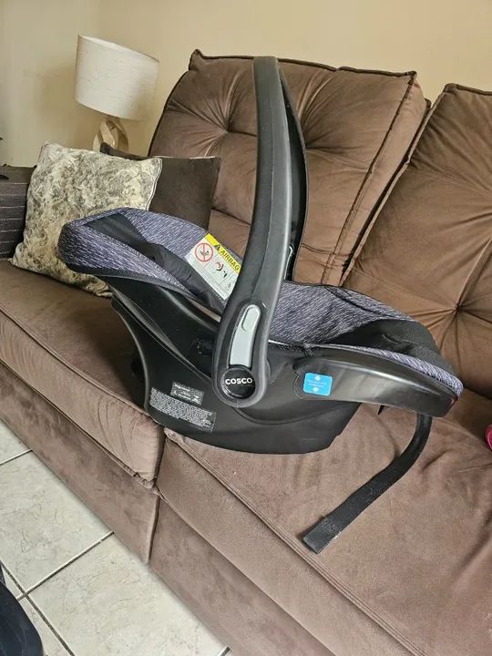 Carrinho de Bebê e Bebê Conforto Completo ( MARCA COSCO) - Foto 6