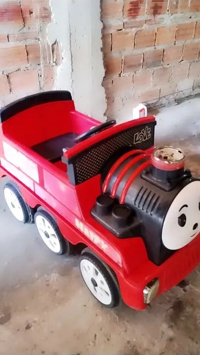 Vendo trenzinho eletrônico 12v  - Foto 3