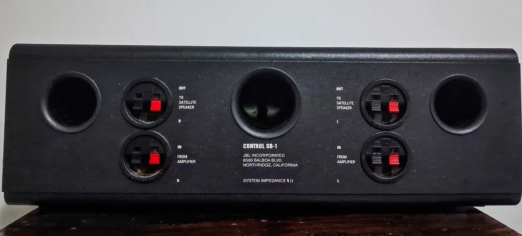 JBL CONTROL SB-1 SubWoofer Speaker 300W RMS Vintage 1989 JBL CONTROL SB-1 SubWoofer Speaker 300W RMS Vintage 1989