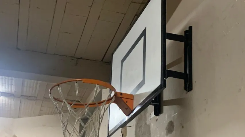 Tabela de basquete 120x80cm, Aro com molas e Suporte para fixação
