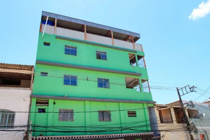 Oportunidade de Negócio! 3 Quitinetes + 1 Apartamento Espaçoso - Foto 3