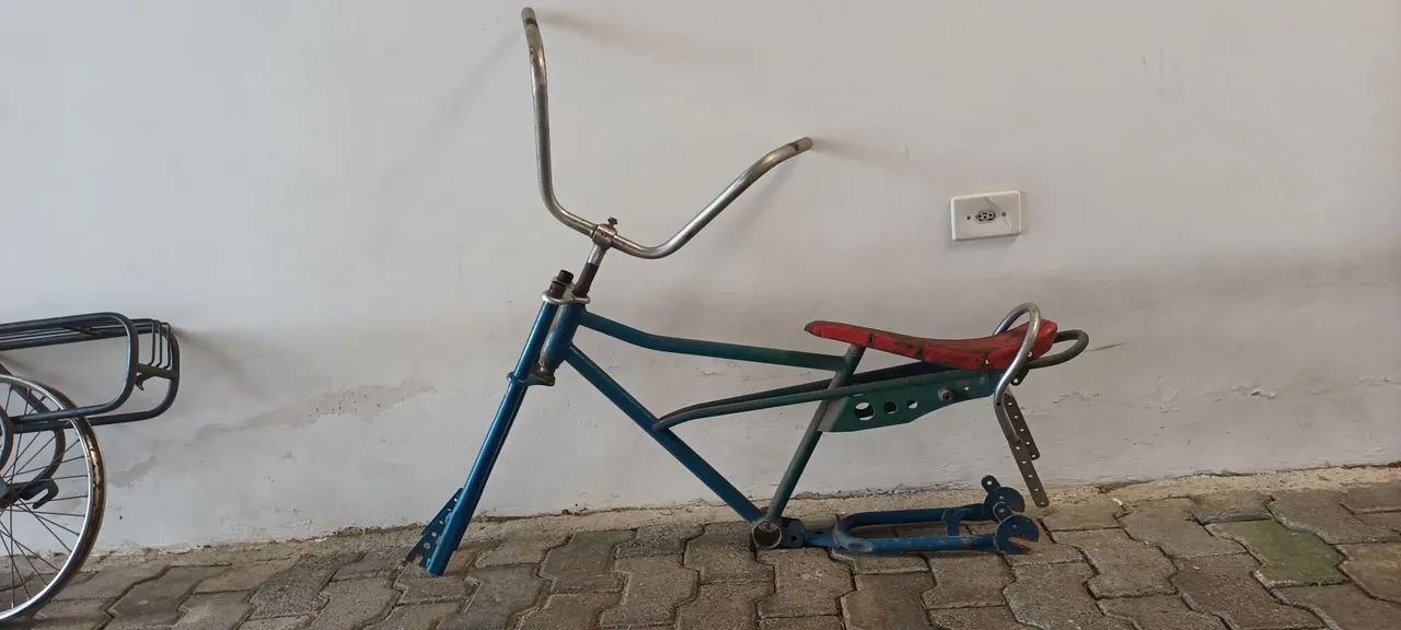 Vendo bicicletas antigas.