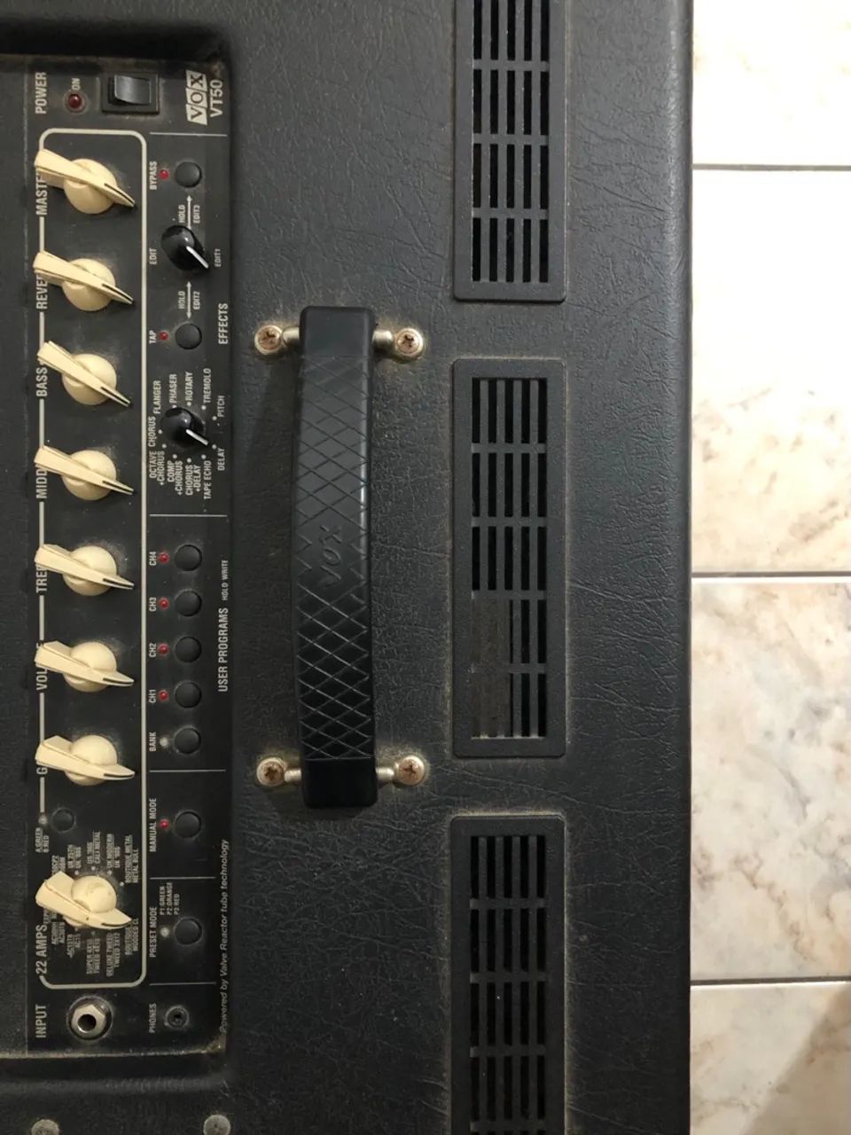 Amplificador de guitarra Vox Valvetronix VT50 - Foto 2