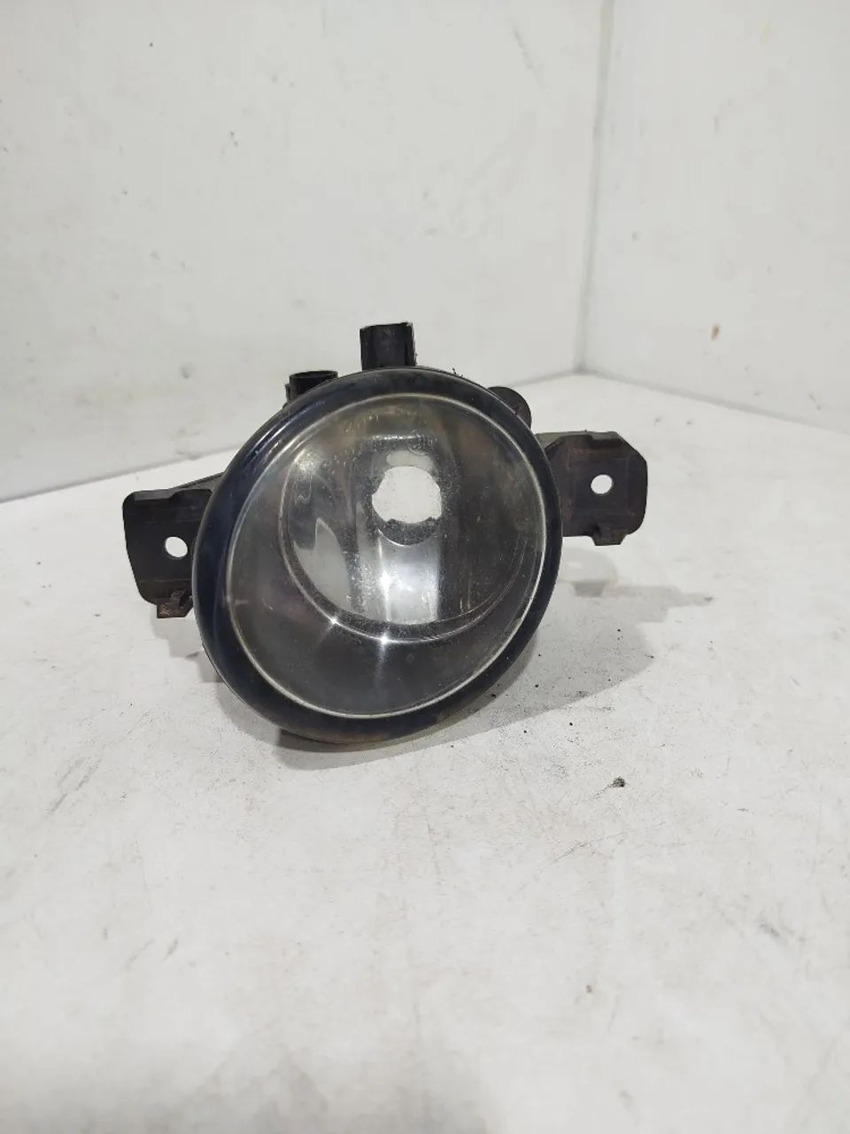 Farol De Milha Lado Direito Nissan March Versa 2014 A 2018 