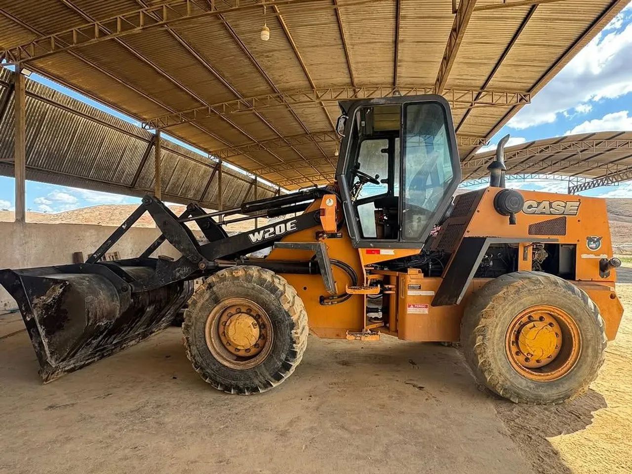 Pá Carregadeira 64313861609346120